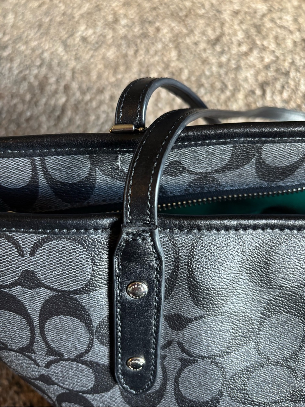 COACH NYC skyline city zip tote in signature canvas, style F57616 - Picture 8 of 9